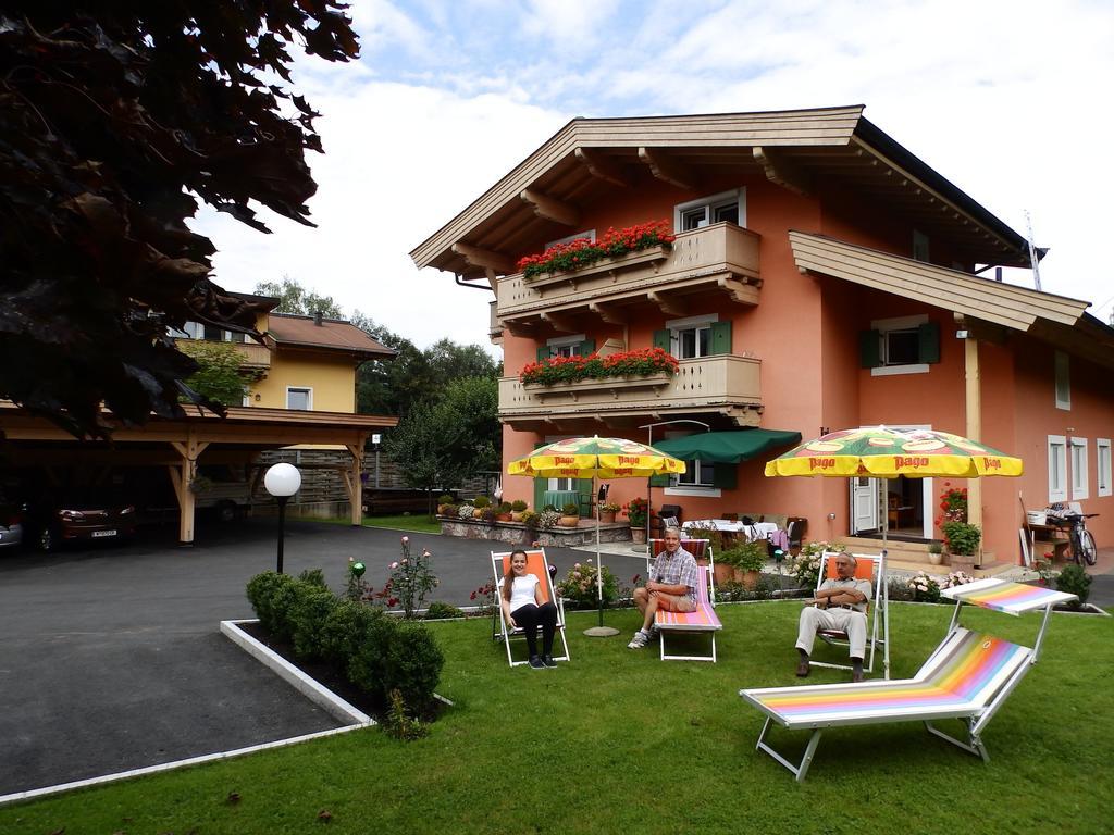 Haus Senoner Bed and Breakfast Kitzbühel Exteriör bild