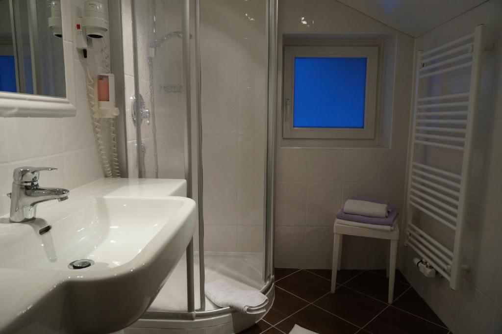 Haus Senoner Bed and Breakfast Kitzbühel Rum bild